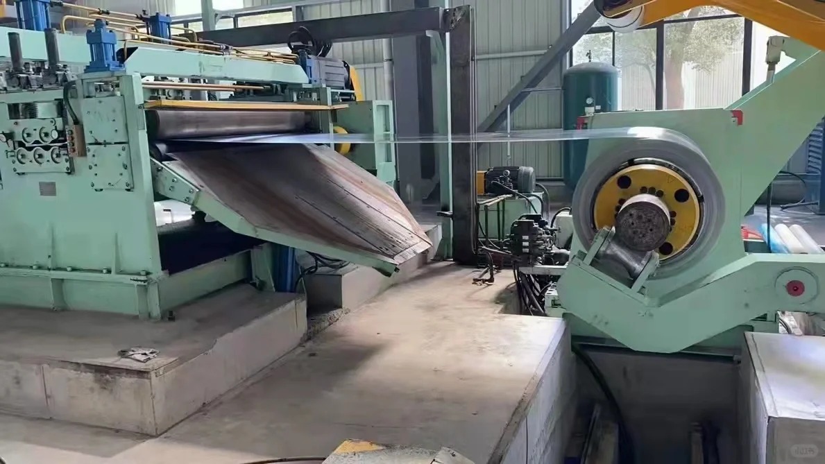Cold rolling mill